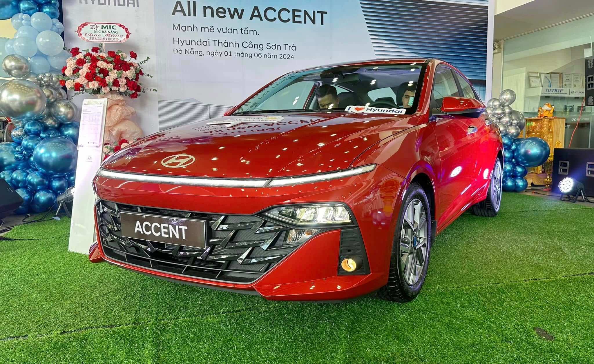 Đầu xe new Hyundai Accent